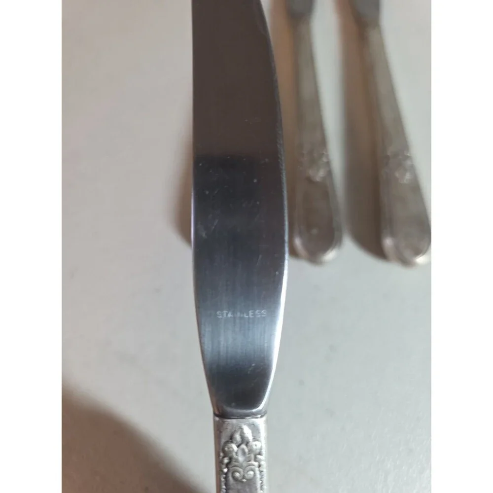 Vintage Esso Gas Oil Advertising 1847 Rogers Bros Adoration Silverware Knife Set